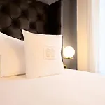 Ambra Cortina Luxury&fashion Hotel