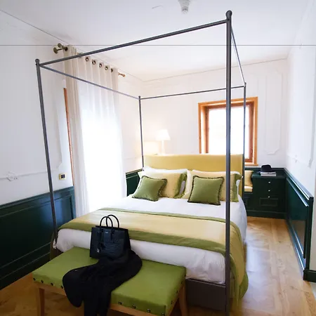 酒店 安布拉科尔蒂纳豪华时尚酒店