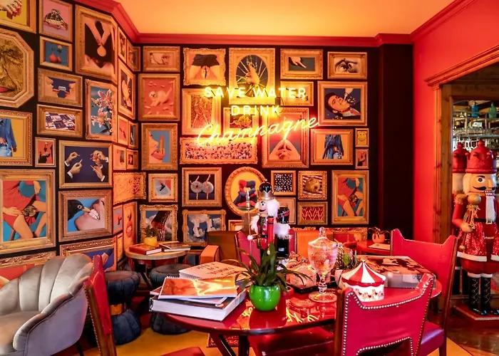 Ambra Cortina Luxury&fashion Hotel