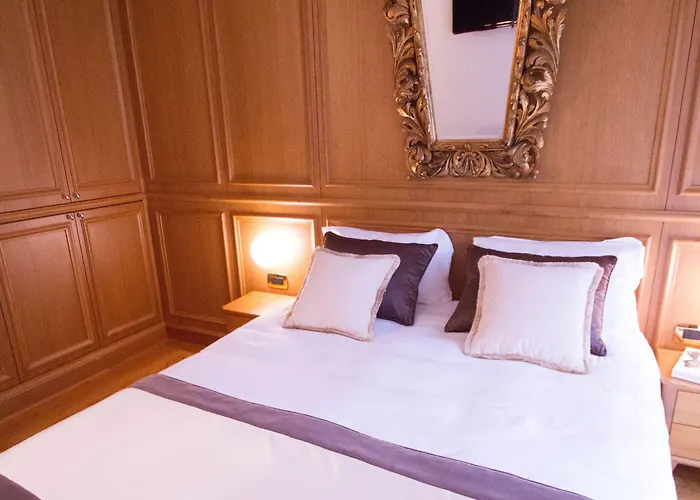 Ambra Cortina Luxury&fashion Hotel