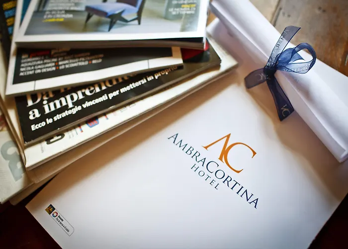 Ambra Cortina Luxury&fashion Hotel 4*