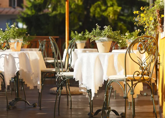 Ambra Cortina Luxury&fashion Hotel